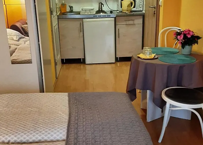 Siesta Vendeghaz Tatil Evi