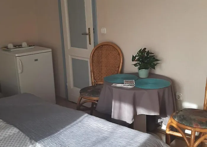 Siesta Eger
